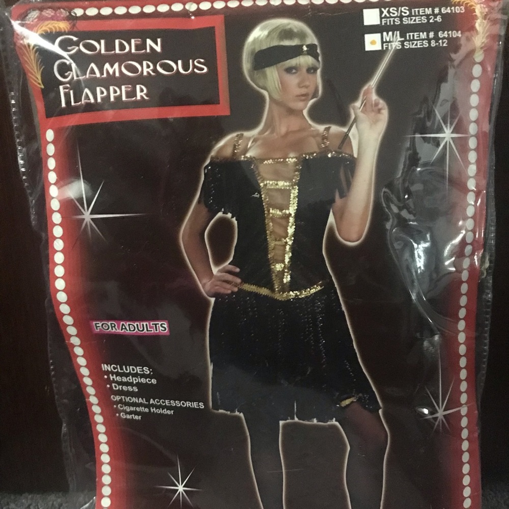 Golden glamorous flapper costume